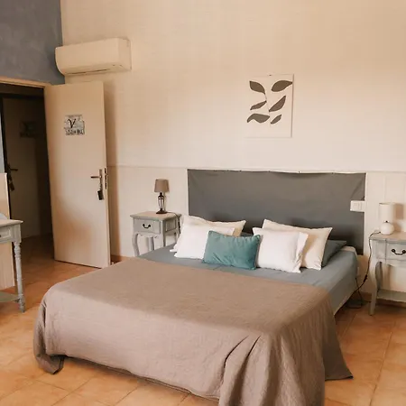 Mas Saint-Ange Bed & Breakfast Lunel  Exterior photo