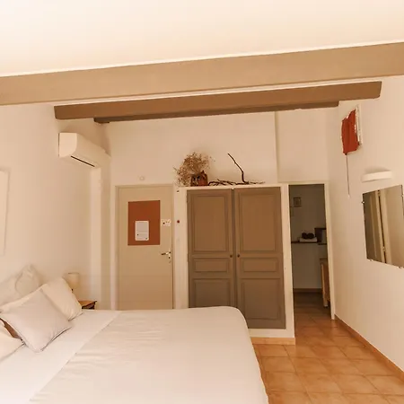 Mas Saint-Ange Bed & Breakfast Lunel  Exterior photo