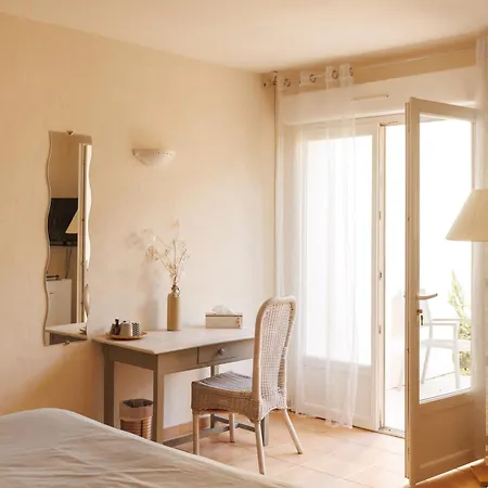 Mas Saint-Ange Bed & Breakfast Lunel  Exterior photo
