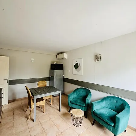 Mas Saint-Ange Bed & Breakfast Lunel  Exterior photo