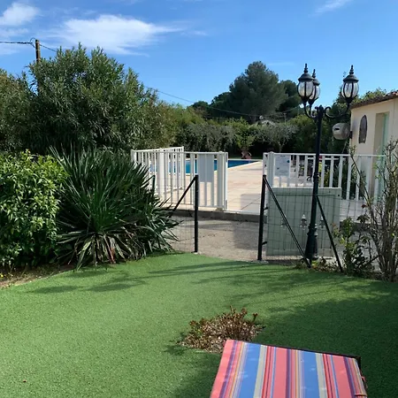 Mas Saint-Ange Bed & Breakfast Lunel  Exterior photo