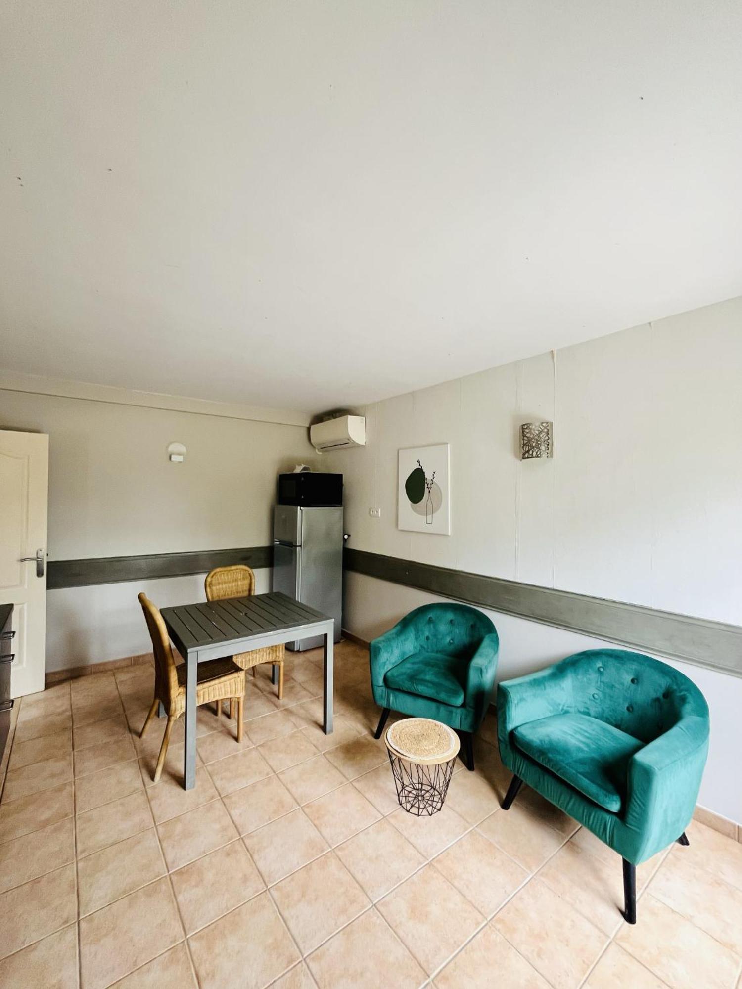 Mas Saint-ange Bed and breakfast