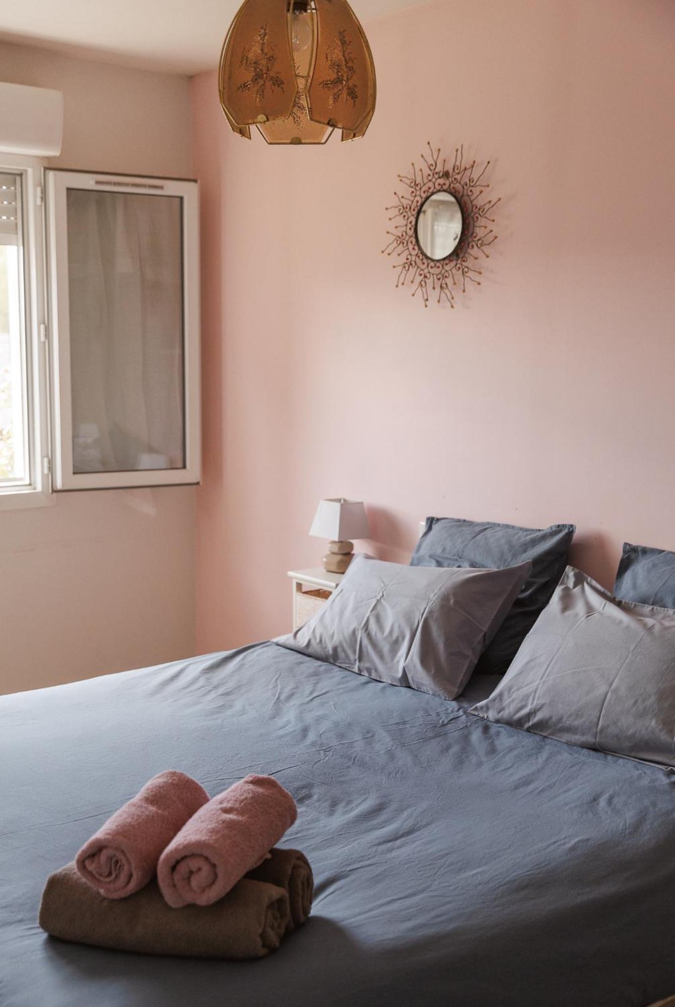 Mas Saint-ange Bed and breakfast 2*